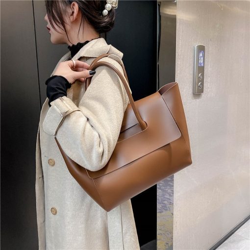 Famous Brand High Quality Bags - Image 2