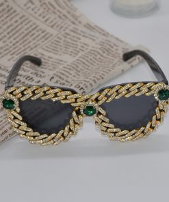 New Cat Eye Frame With Diamond Personality Fashion Street Shooting Ladies Glasses
