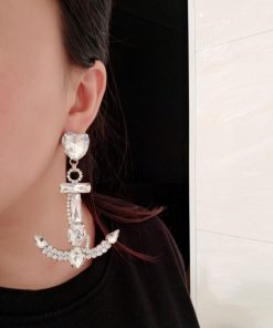 Anchor earring