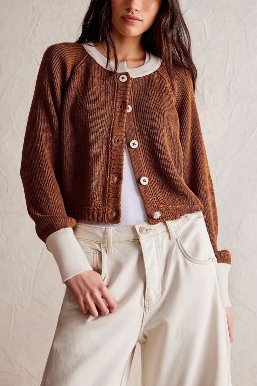 Women's Contrast Color Round Neck Knitwear Single Row Button Coat - Image 3